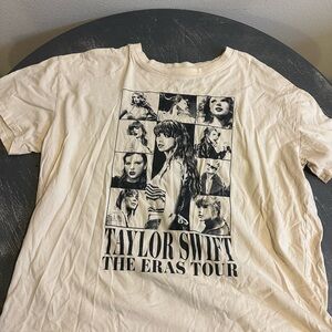 Taylor Swift Cream Graphic Tee